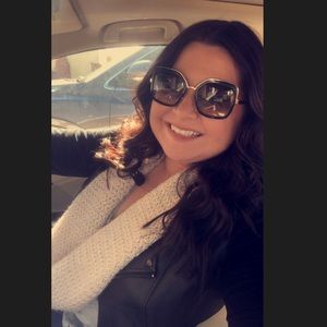 Meet your Posher, Jasminka